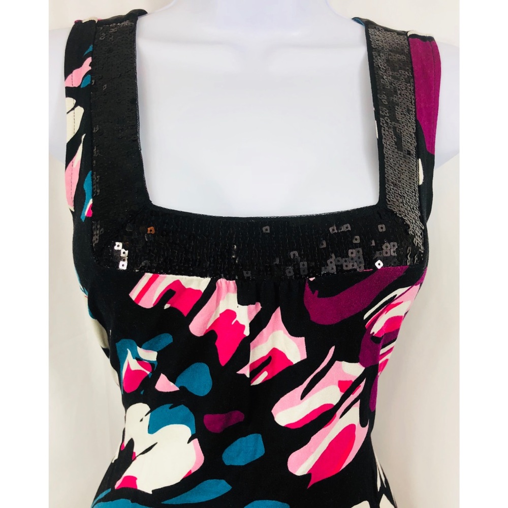 Express Geometric Top - Picture 3 of 6